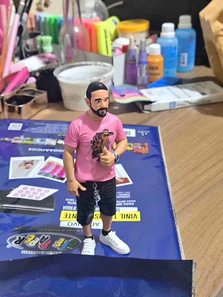 Encomende sua miniatura personalizada
