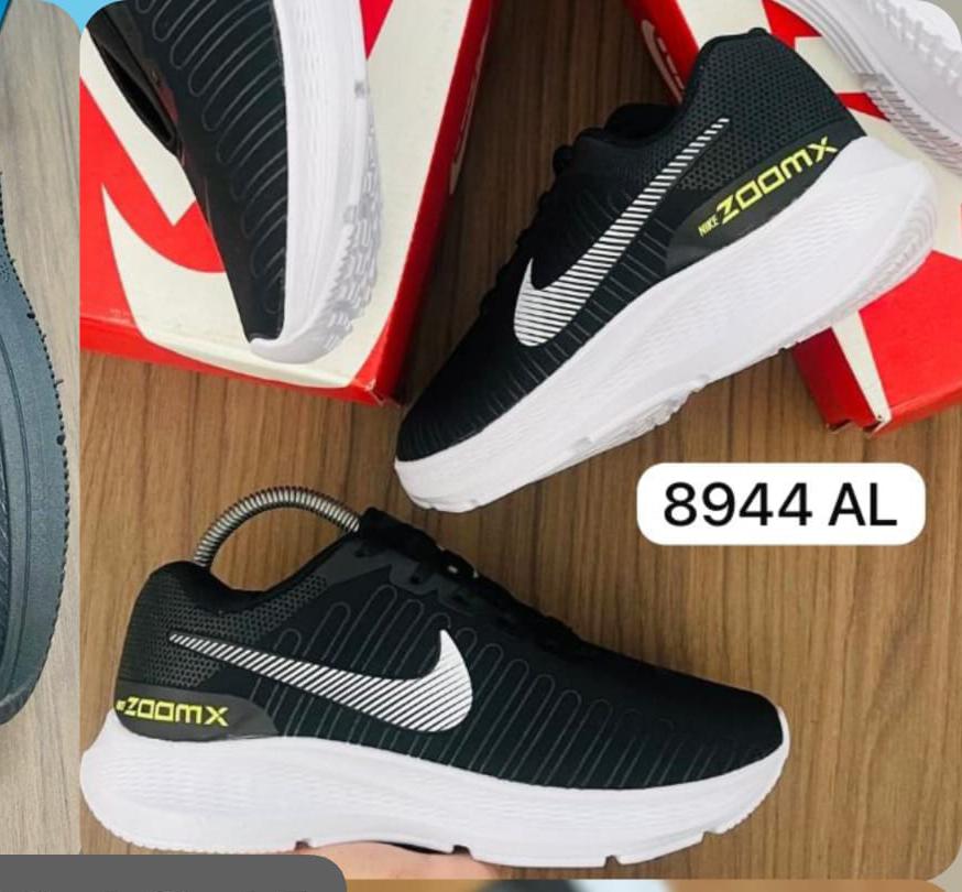Tênis Nike Zoomx