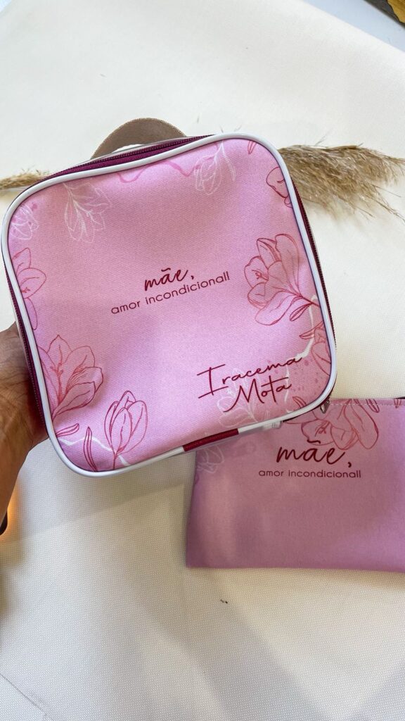 Maleta Necessaire “Mãe Amor Incondicional” Personalizada – Porta Maquiagem e Acessórios