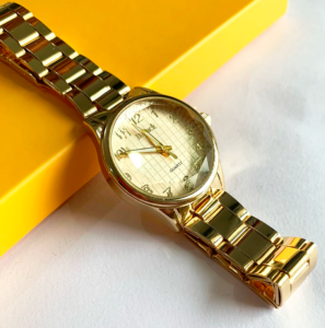 relógio Quartz dourado aço inoxidável